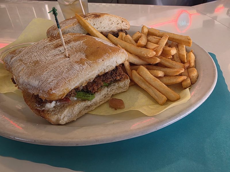 Ozzie's Diner food