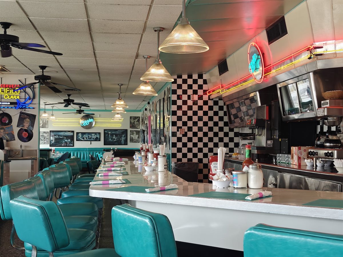 Ozzie's Diner